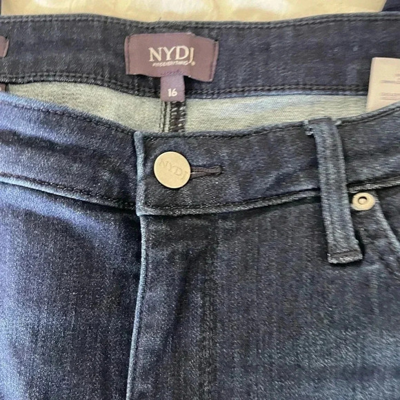 NYDJ slim bootcut denim - Picture 4 of 9